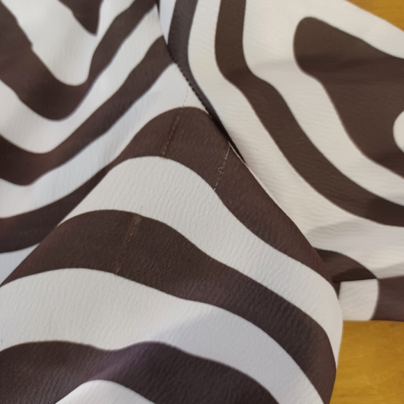 River Island Swirl Wavy Cream Brown Shirt Dress 6 See Pics for SmallDefects NWOT - Picture 11 of 16